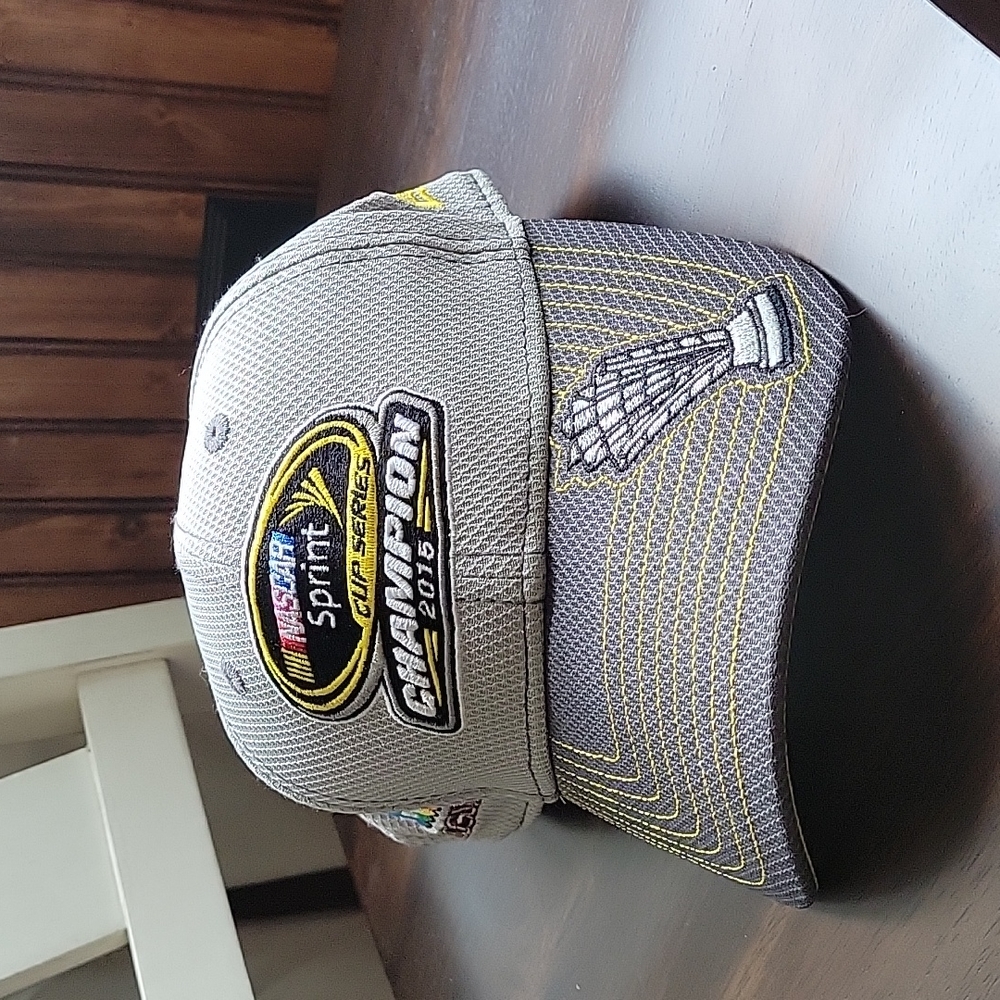 Nascar Sprint cup series champion 2015 great condition